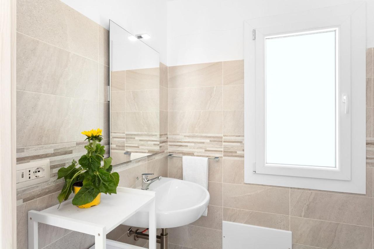 Sardegna E - New Rooms Olbia Bagian luar foto